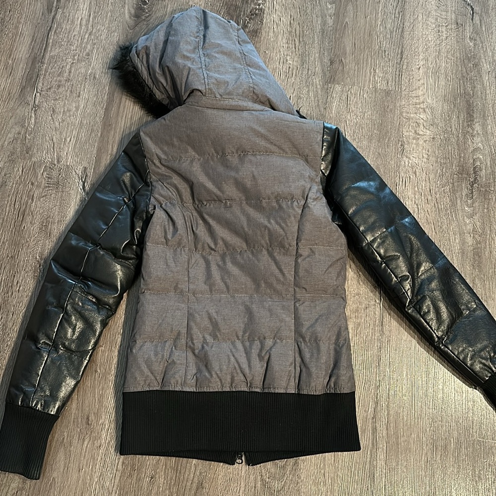 Danier Winter Jacket - image 6